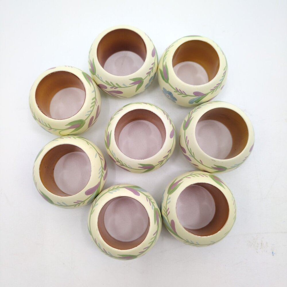 Set of 8‎ Hand Painted Wooden Floral Napkin Rings Cottagecore Table Decor - Picture 6 of 6